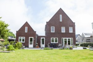 nieuwe-kozijnen-in-middelburg-dakisolatie-in-zeeland-isoleren-van-uw-woning-op-walcheren-Ons-werk-projecten-onze-huizen-Willeboer-&-Versluis